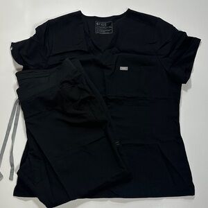 Figs Black XXL women’s Scrubs